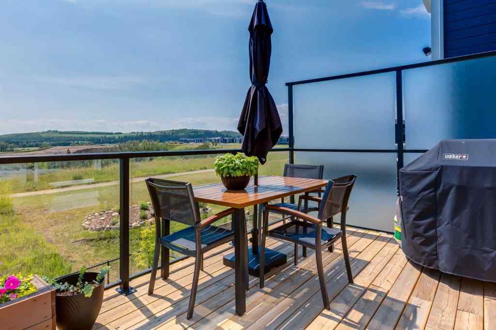 MLS® A2234406 - 39 Creekstone Way SW in Pine Creek Calgary, Residential