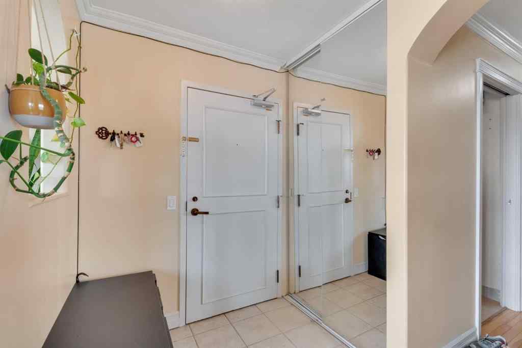 MLS® A2234412 - Unit #407 145 Point Drive NW in Point McKay Calgary, Residential