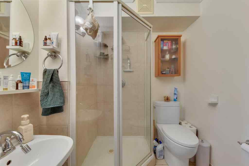 MLS® A2234412 - Unit #407 145 Point Drive NW in Point McKay Calgary, Residential