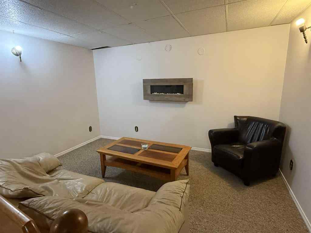 MLS® A2234415 - 4915 Parkview Drive  in NONE Castor, Residential