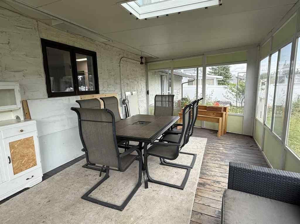 MLS® A2234415 - 4915 Parkview Drive  in NONE Castor, Residential