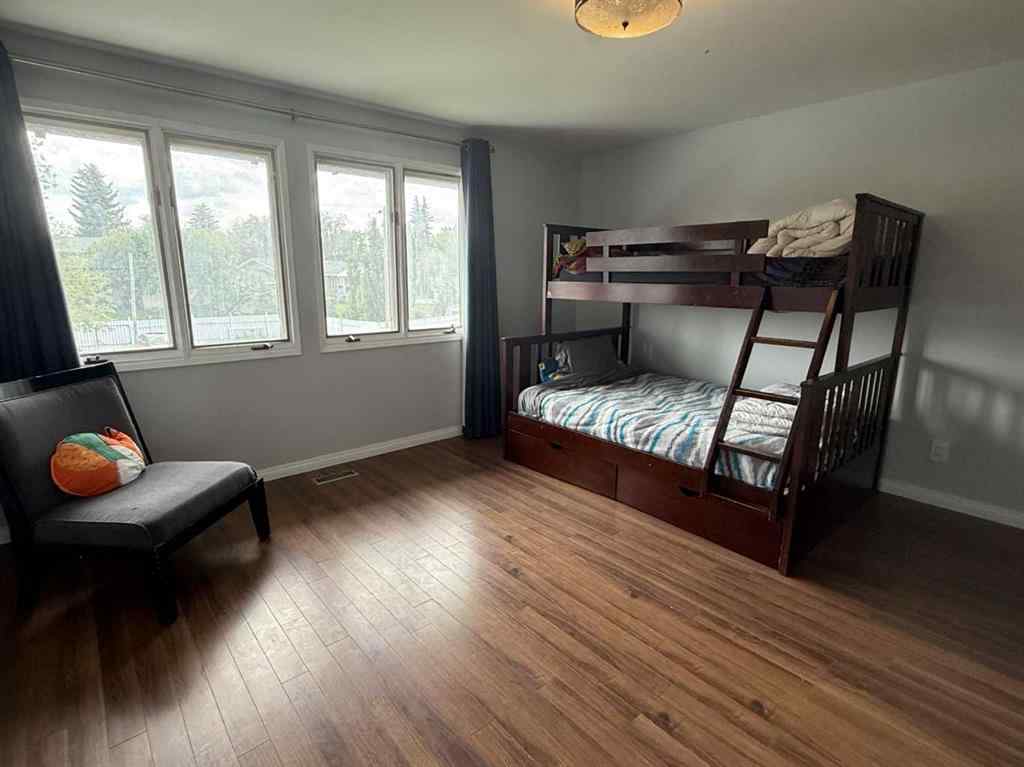 MLS® A2234415 - 4915 Parkview Drive  in NONE Castor, Residential