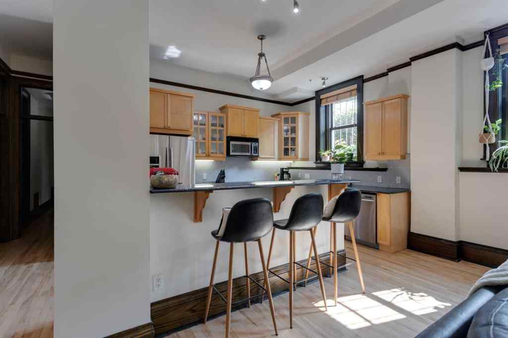 MLS® A2234417 - Unit #1 804 18 Avenue SW in Lower Mount Royal Calgary, Residential