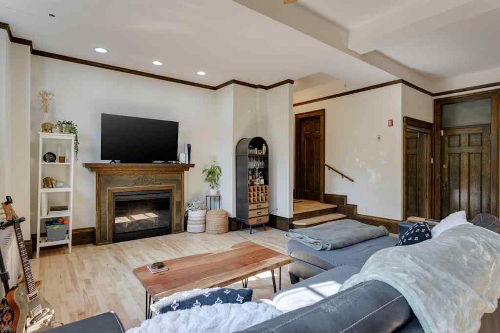 MLS® A2234417 - Unit #1 804 18 Avenue SW in Lower Mount Royal Calgary, Residential