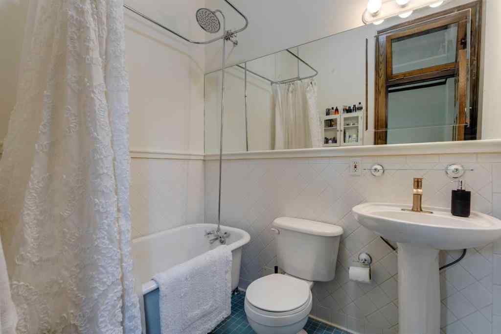 MLS® A2234417 - Unit #1 804 18 Avenue SW in Lower Mount Royal Calgary, Residential