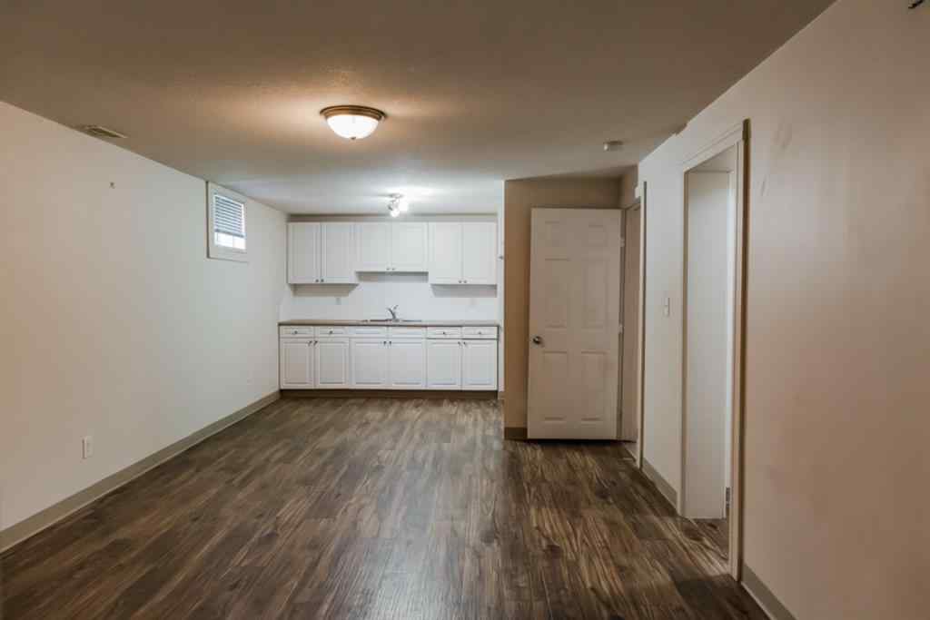 MLS® A2234424 - 10019 93 Avenue  in Swanavon Grande Prairie, Residential