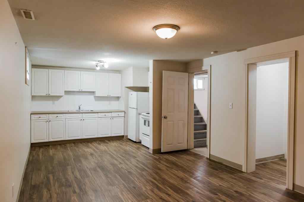 MLS® A2234424 - 10019 93 Avenue  in Swanavon Grande Prairie, Residential