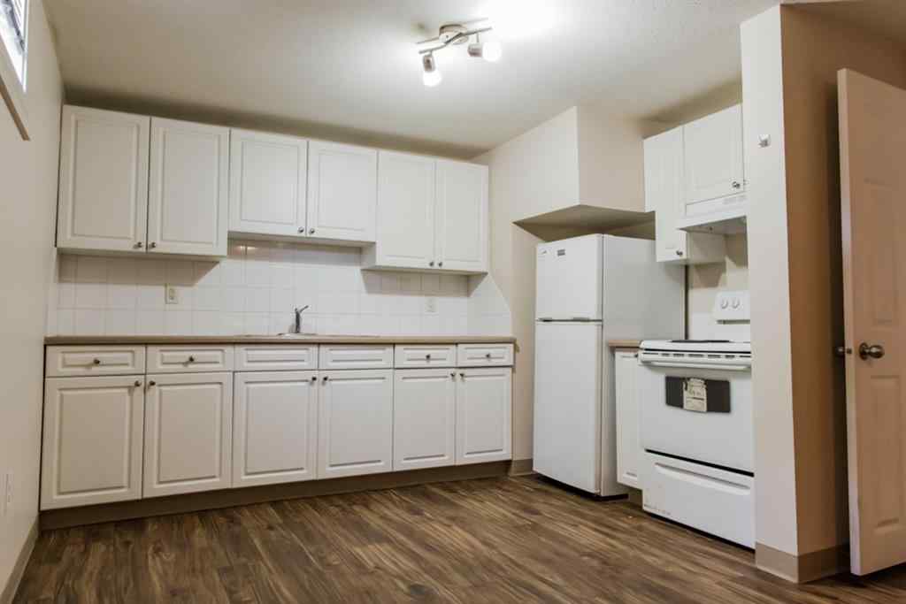MLS® A2234424 - 10019 93 Avenue  in Swanavon Grande Prairie, Residential