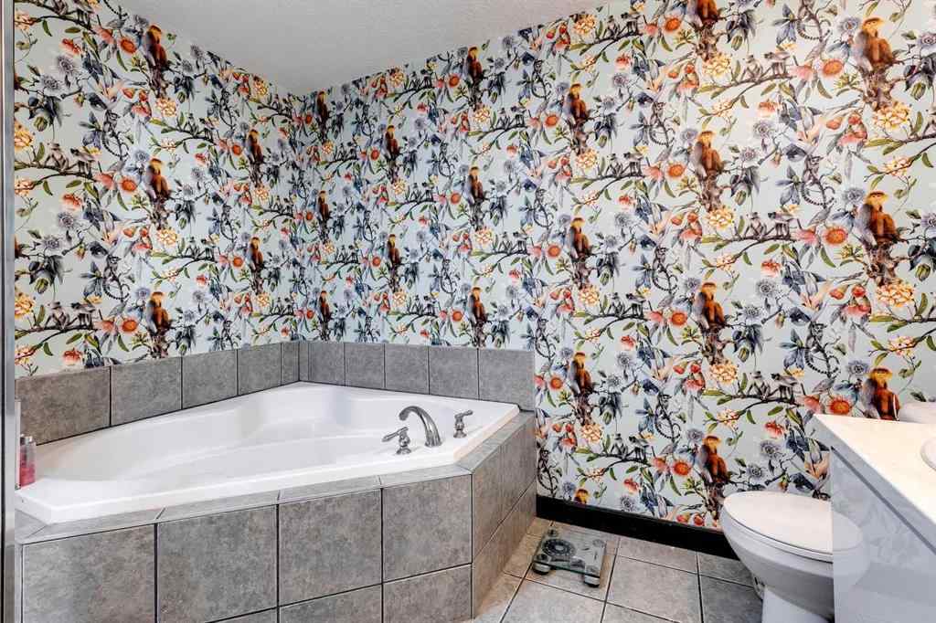 MLS® A2234436 - Unit #415 1800 14A Street SW in Bankview Calgary, Residential