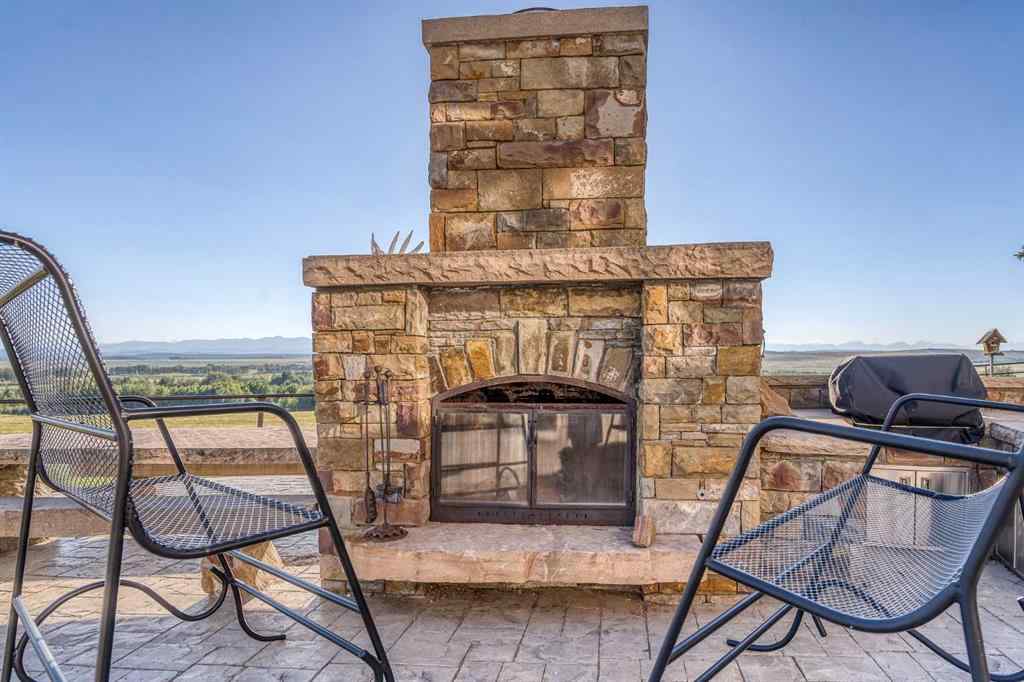 MLS® A2234438 - 43062 Township Road 250   in NONE Rural Rocky View County, Residential