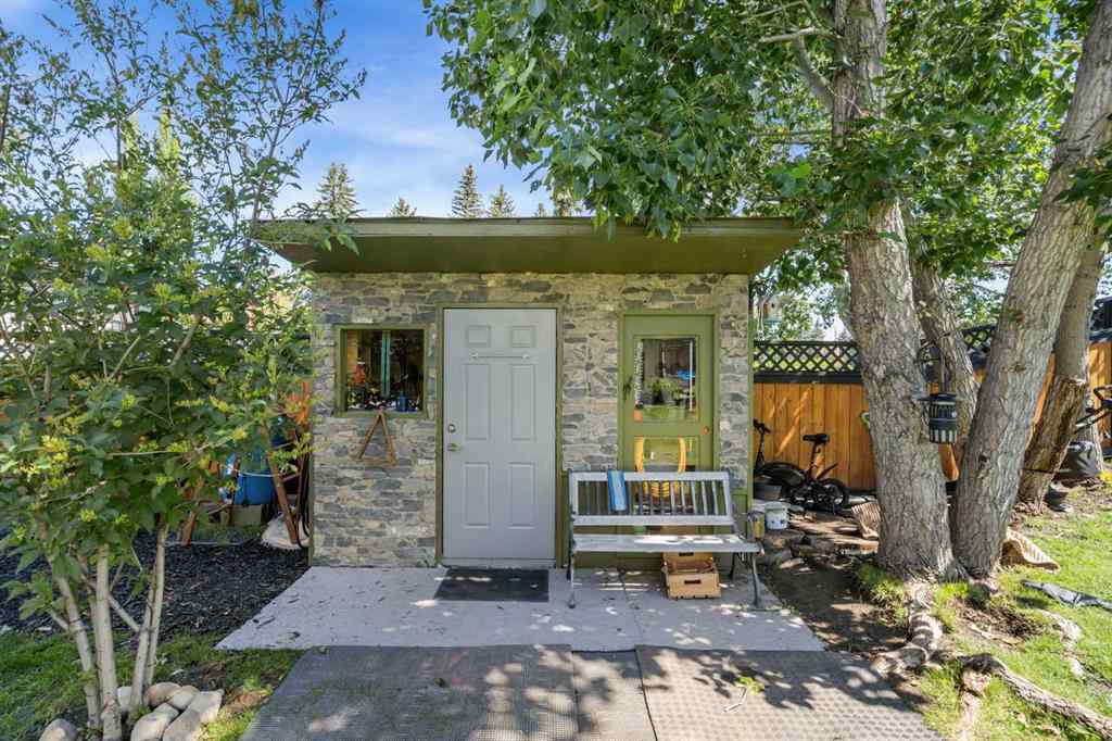 MLS® A2234443 - 136 Ranchview Court NW in Ranchlands Calgary, Residential