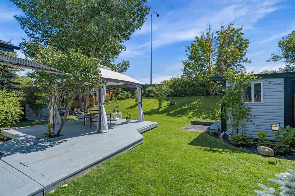 MLS® A2234443 - 136 Ranchview Court NW in Ranchlands Calgary, Residential