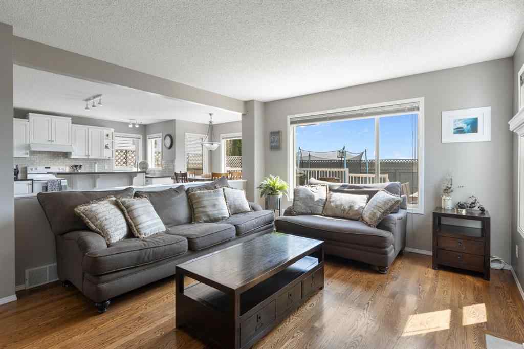 MLS® A2234446 - 94 Somerglen Close SW in Somerset Calgary, Residential