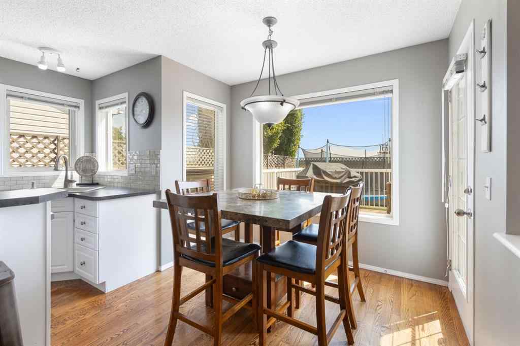 MLS® A2234446 - 94 Somerglen Close SW in Somerset Calgary, Residential