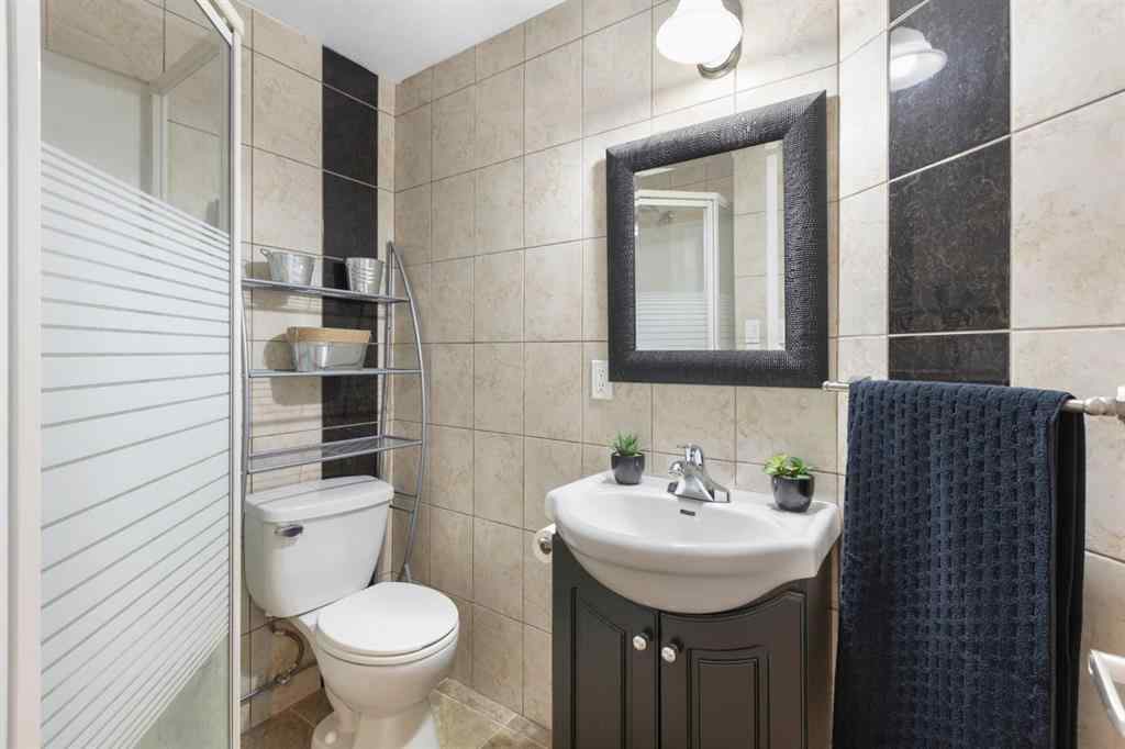 MLS® A2234446 - 94 Somerglen Close SW in Somerset Calgary, Residential