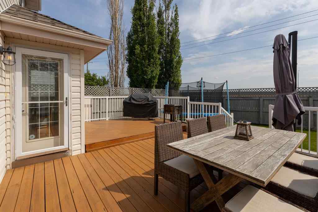 MLS® A2234446 - 94 Somerglen Close SW in Somerset Calgary, Residential