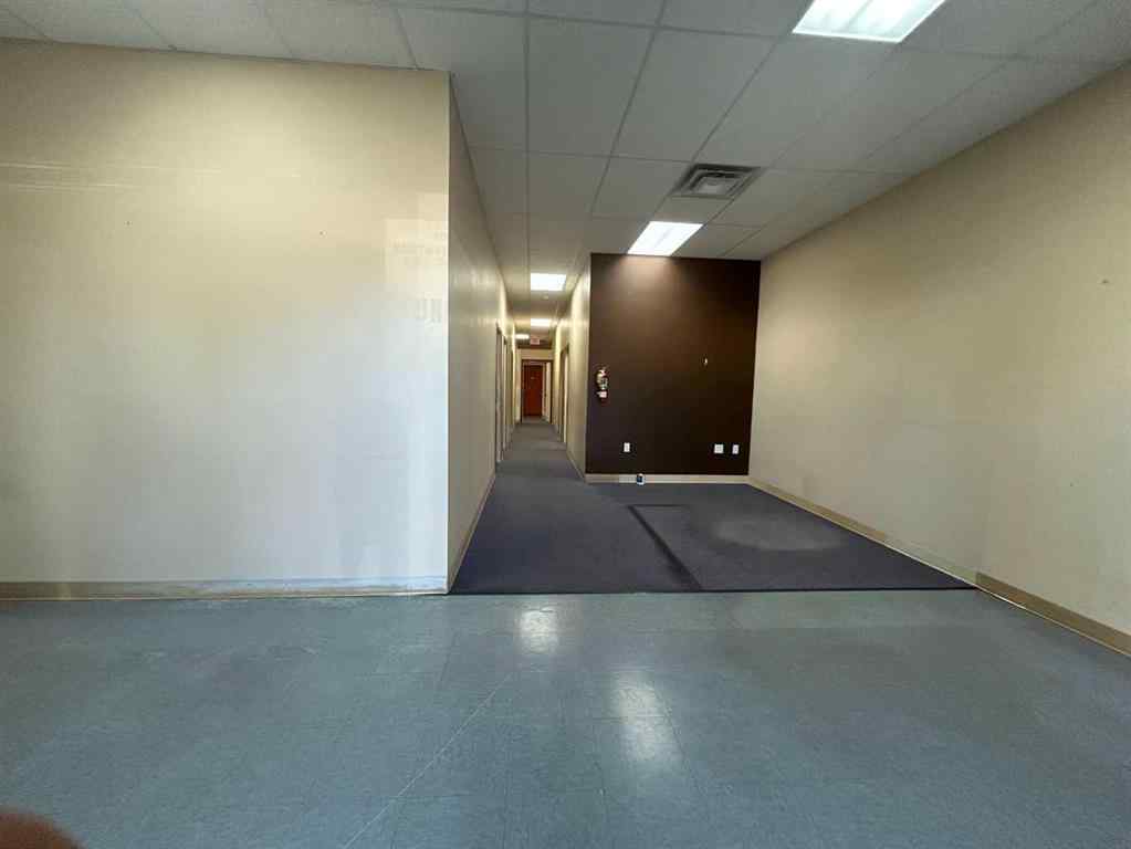 MLS® A2234451 - Unit #101 1424 Southview Drive SE in Southview-Park Meadows Medicine Hat, Commercial