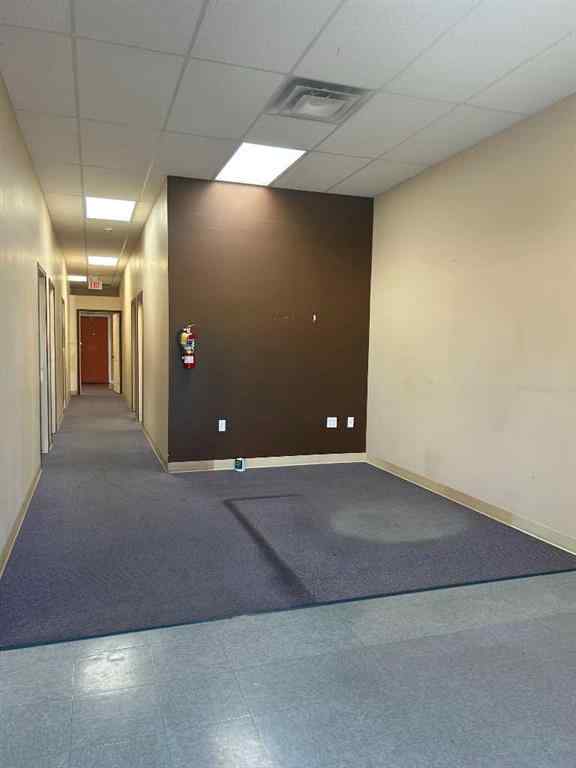 MLS® A2234451 - Unit #101 1424 Southview Drive SE in Southview-Park Meadows Medicine Hat, Commercial