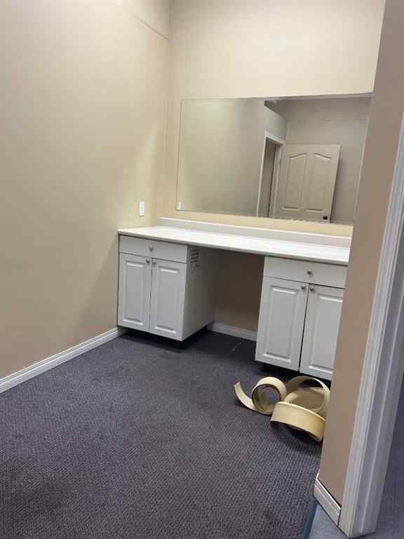 MLS® A2234451 - Unit #101 1424 Southview Drive SE in Southview-Park Meadows Medicine Hat, Commercial