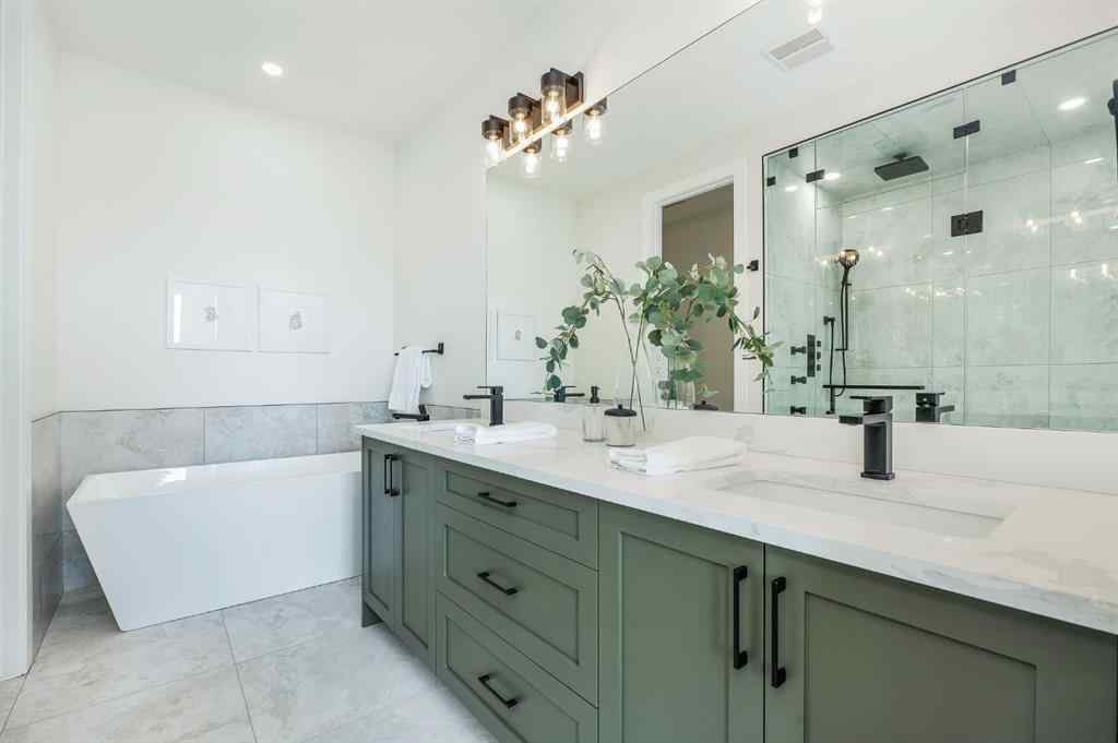 MLS® A2234454 - 1137 41 Street SW in Rosscarrock Calgary, Residential