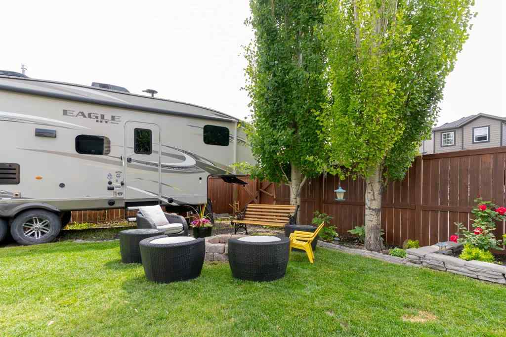 MLS® A2234459 - 117 Tuscany Ridge Mews NW in Tuscany Calgary, Residential