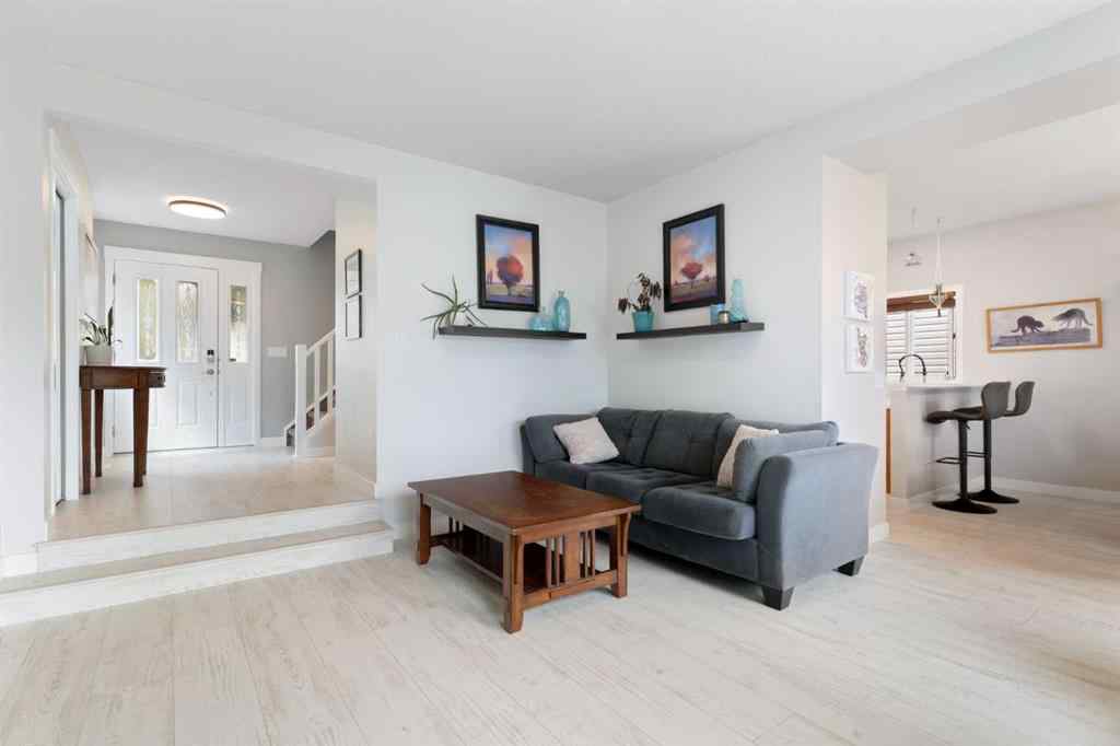 MLS® A2234459 - 117 Tuscany Ridge Mews NW in Tuscany Calgary, Residential