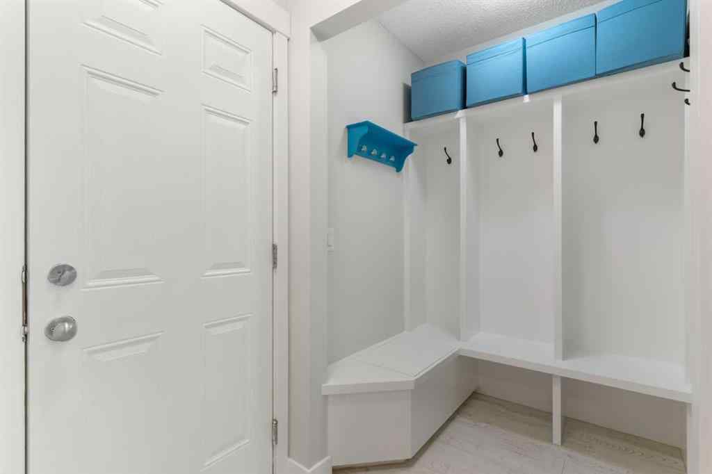 MLS® A2234459 - 117 Tuscany Ridge Mews NW in Tuscany Calgary, Residential