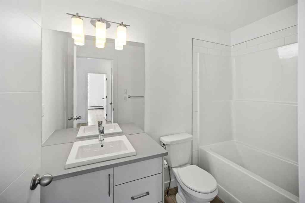 MLS® A2234475 - Unit #403 205 Spring Creek Common SW in Springbank Hill Calgary, Residential