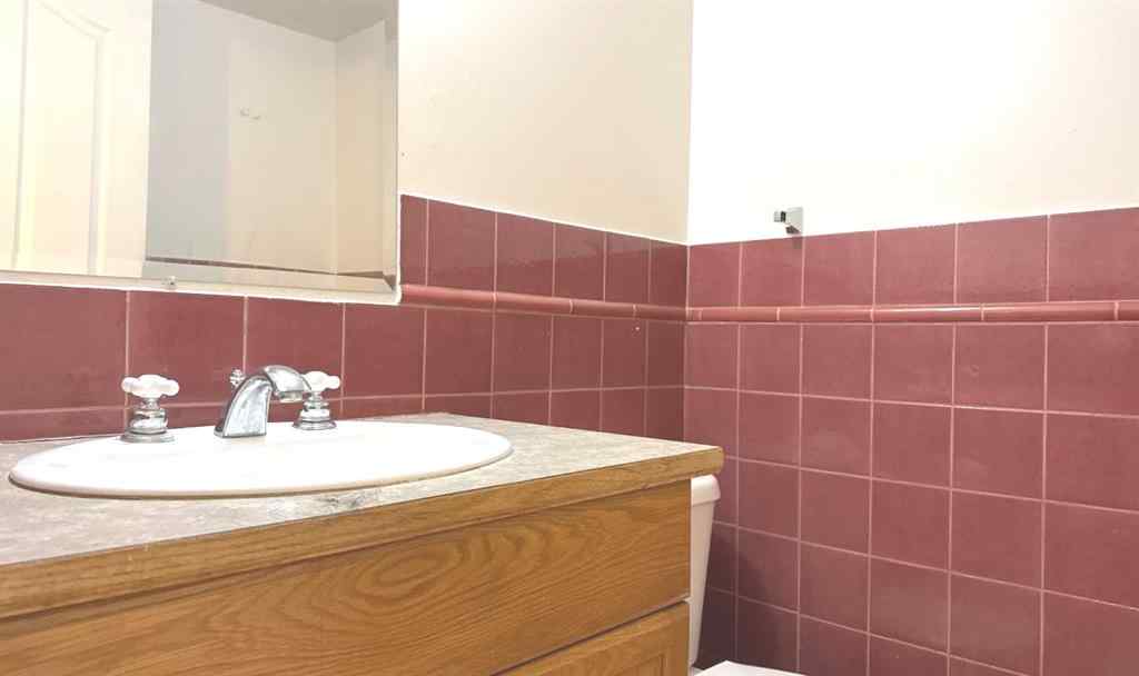 MLS® A2234487 - 244 Los Alamos Place NE in Monterey Park Calgary, Residential