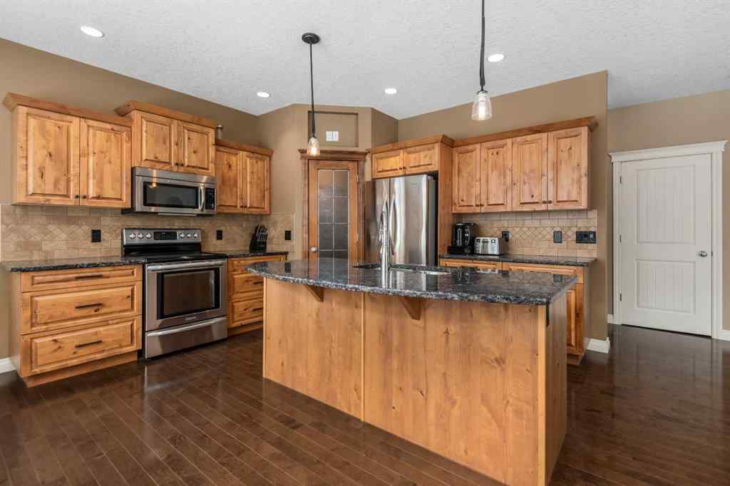 MLS® A2234496 - 2774 Chinook Winds Drive SW in Prairie Springs Airdrie, Residential