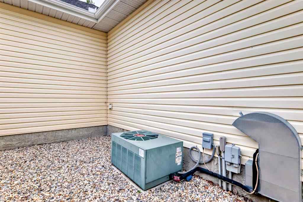 MLS® #A2234527 - 42 Inverness Close SE in McKenzie Towne Calgary, Residential Open Houses