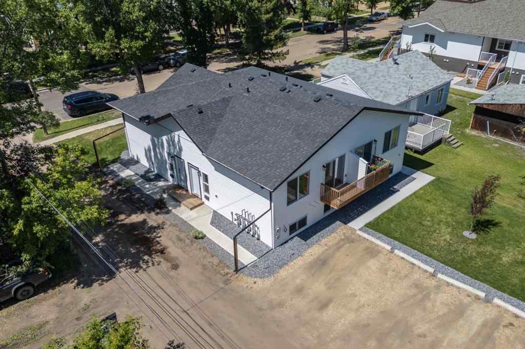 MLS® A2234534 - 5009 54 Street  in Prospect Camrose, Multi-Family