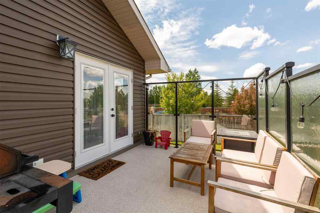 MLS® A2234545 - 5 Riverford Close W in Riverstone Lethbridge, Residential