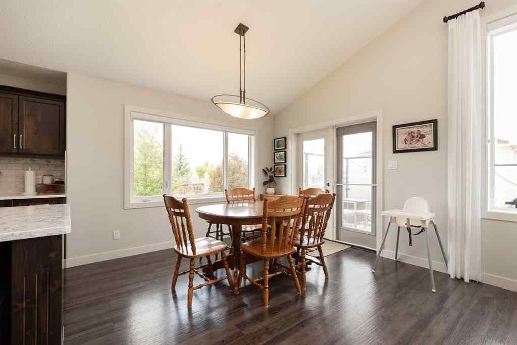 MLS® A2234545 - 5 Riverford Close W in Riverstone Lethbridge, Residential