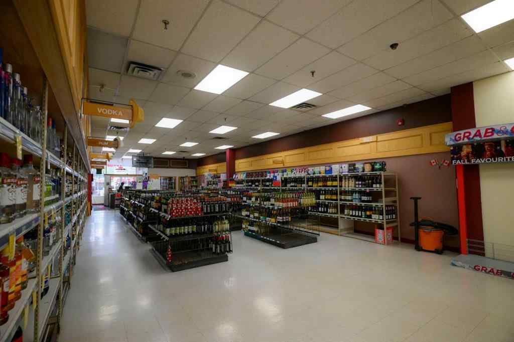 MLS® A2234549 - 769 Northmount Drive NW in Collingwood Calgary, Commercial