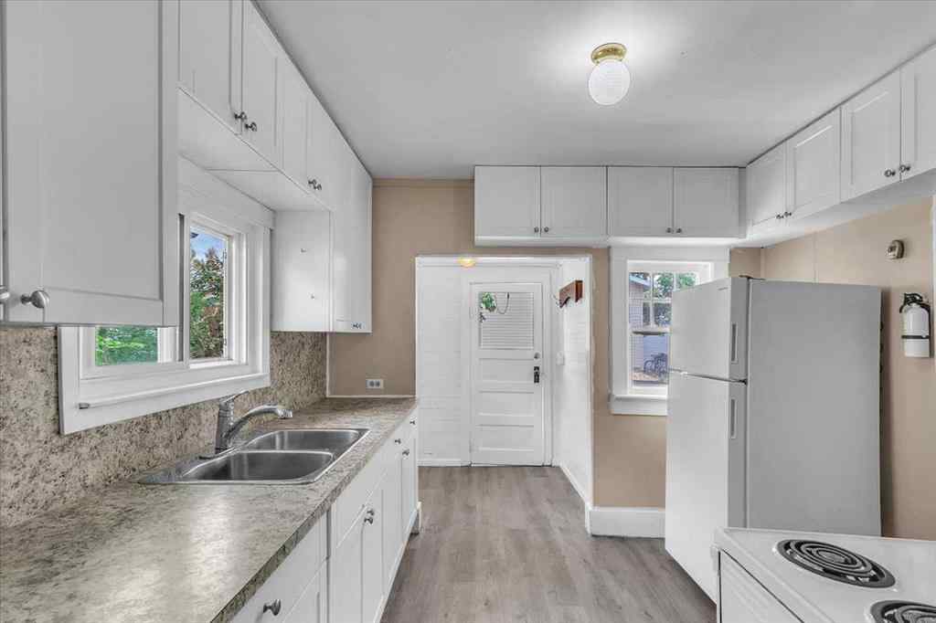MLS® A2234552 - 817 East Road  in NONE Standard, Residential