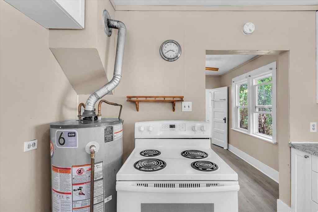 MLS® A2234552 - 817 East Road  in NONE Standard, Residential