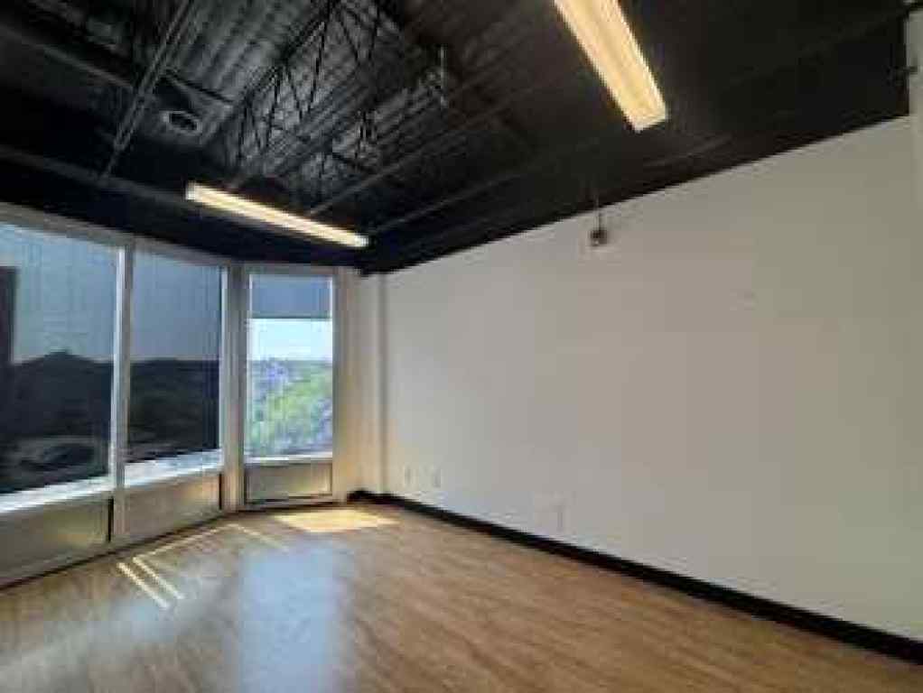 MLS® A2234569 - Unit #300 524 17 Avenue SW in Beltline Calgary, Commercial