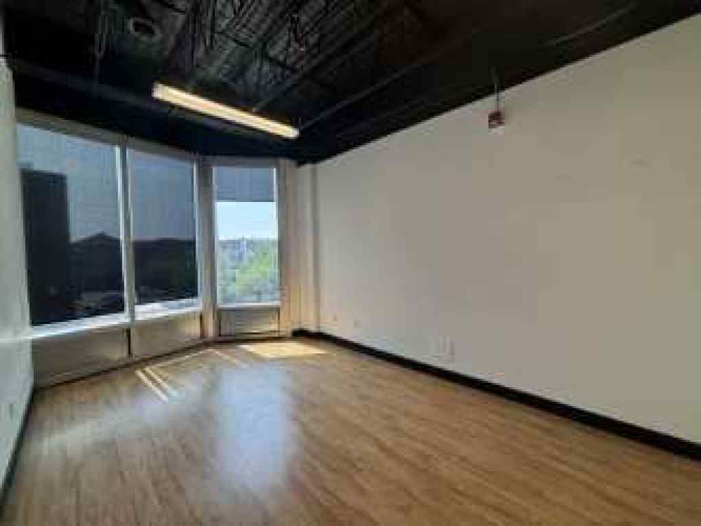 MLS® A2234569 - Unit #300 524 17 Avenue SW in Beltline Calgary, Commercial
