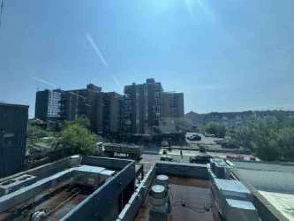MLS® A2234569 - Unit #300 524 17 Avenue SW in Beltline Calgary, Commercial
