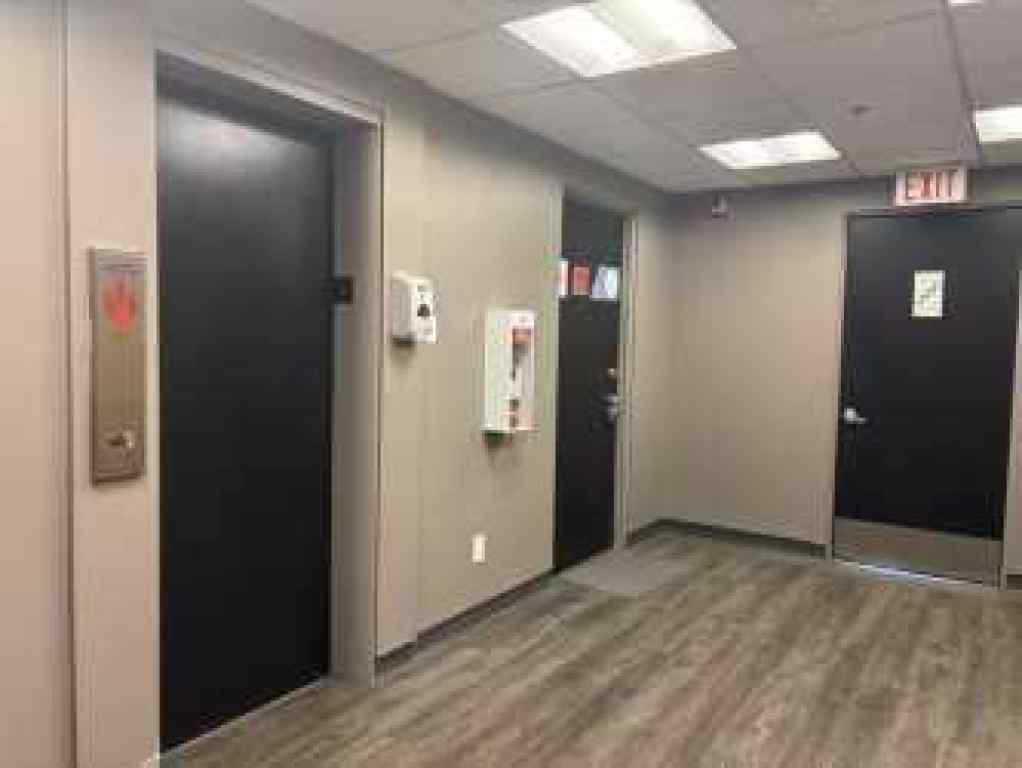 MLS® A2234569 - Unit #300 524 17 Avenue SW in Beltline Calgary, Commercial