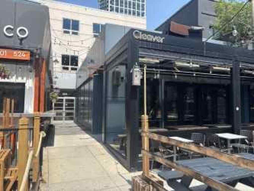 MLS® A2234569 - Unit #300 524 17 Avenue SW in Beltline Calgary, Commercial