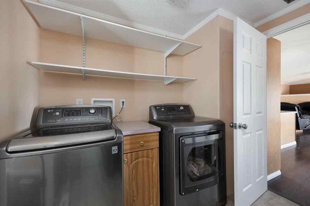 MLS® A2234627 - 293 Grenfell Crescent  in Gregoire Park Fort McMurray, Residential