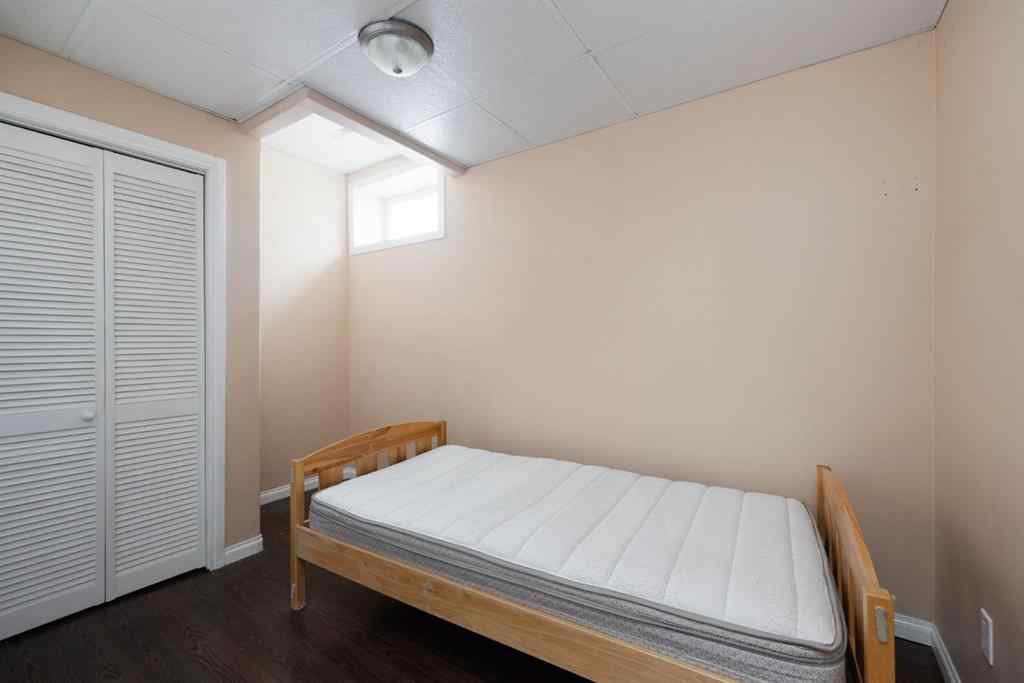 MLS® A2234627 - 293 Grenfell Crescent  in Gregoire Park Fort McMurray, Residential