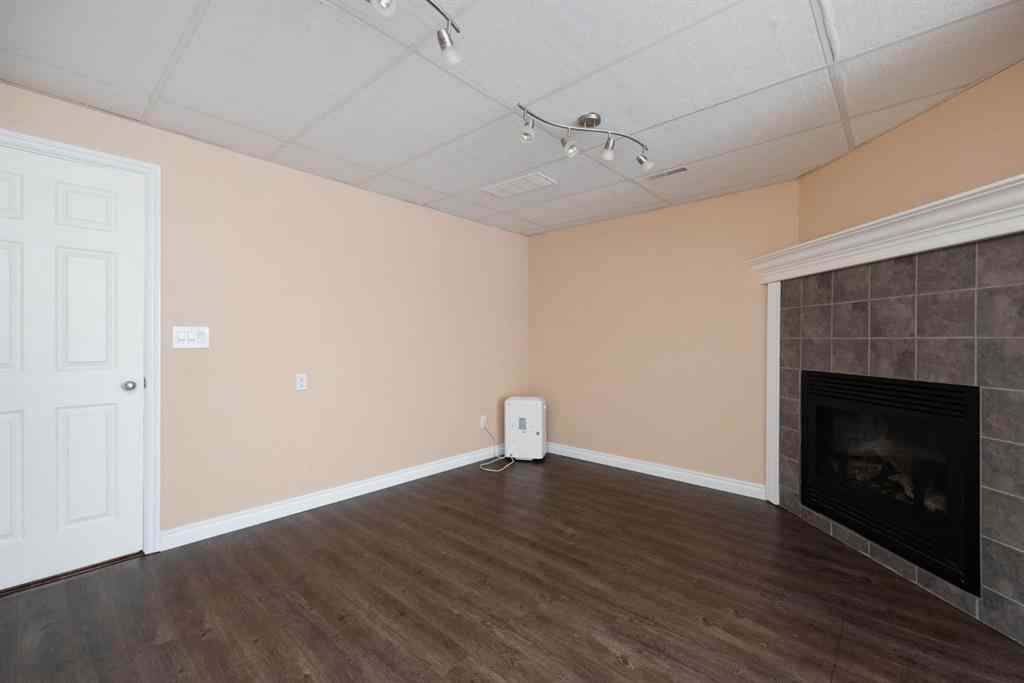 MLS® A2234627 - 293 Grenfell Crescent  in Gregoire Park Fort McMurray, Residential