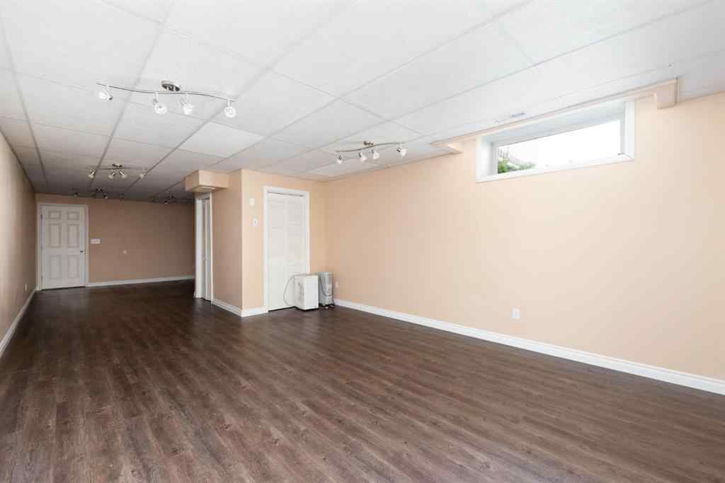 MLS® A2234627 - 293 Grenfell Crescent  in Gregoire Park Fort McMurray, Residential