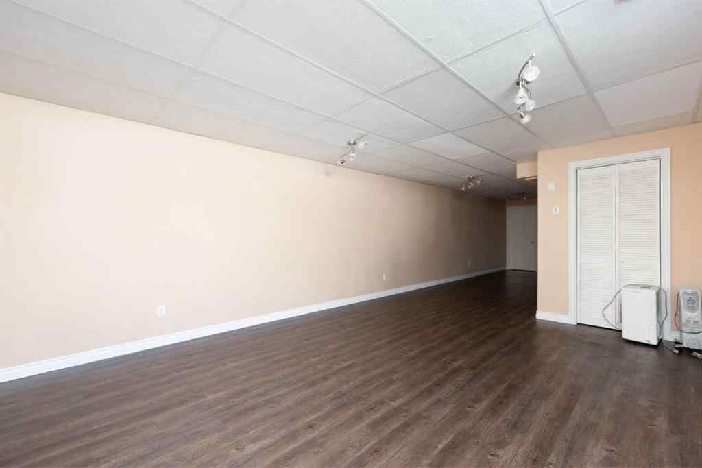 MLS® A2234627 - 293 Grenfell Crescent  in Gregoire Park Fort McMurray, Residential