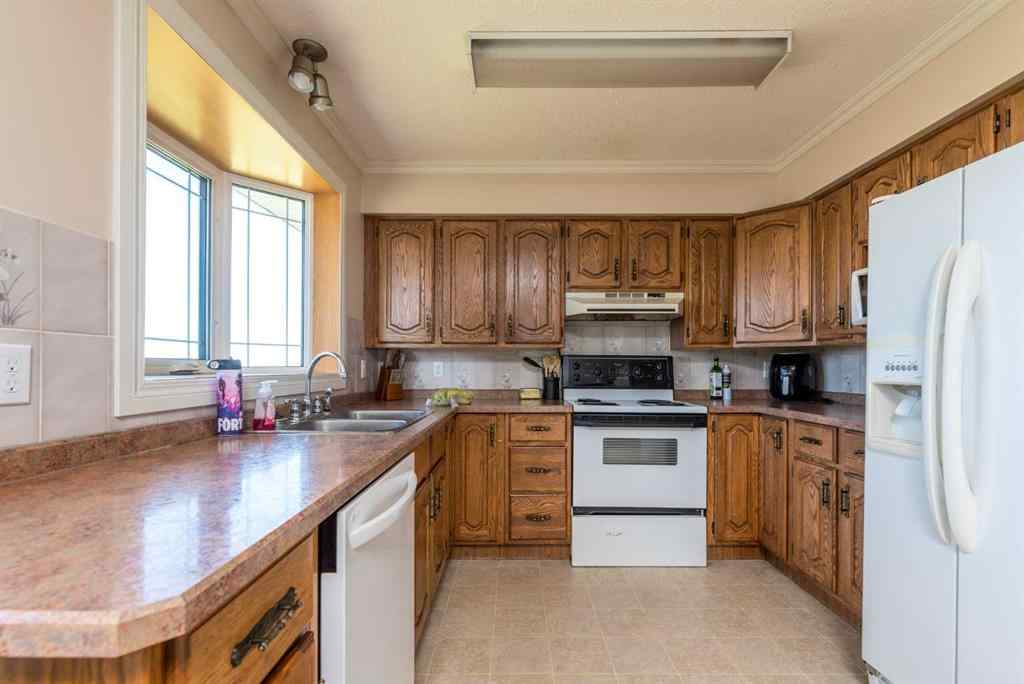 MLS® A2234633 - 3505 45 Avenue  in Aurora Lloydminster, Residential
