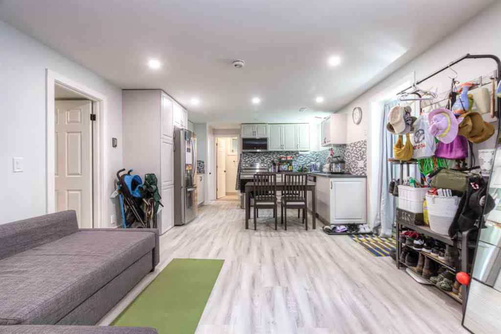 MLS® A2234636 - 1127 Rupert Road NE in Renfrew Calgary, Residential