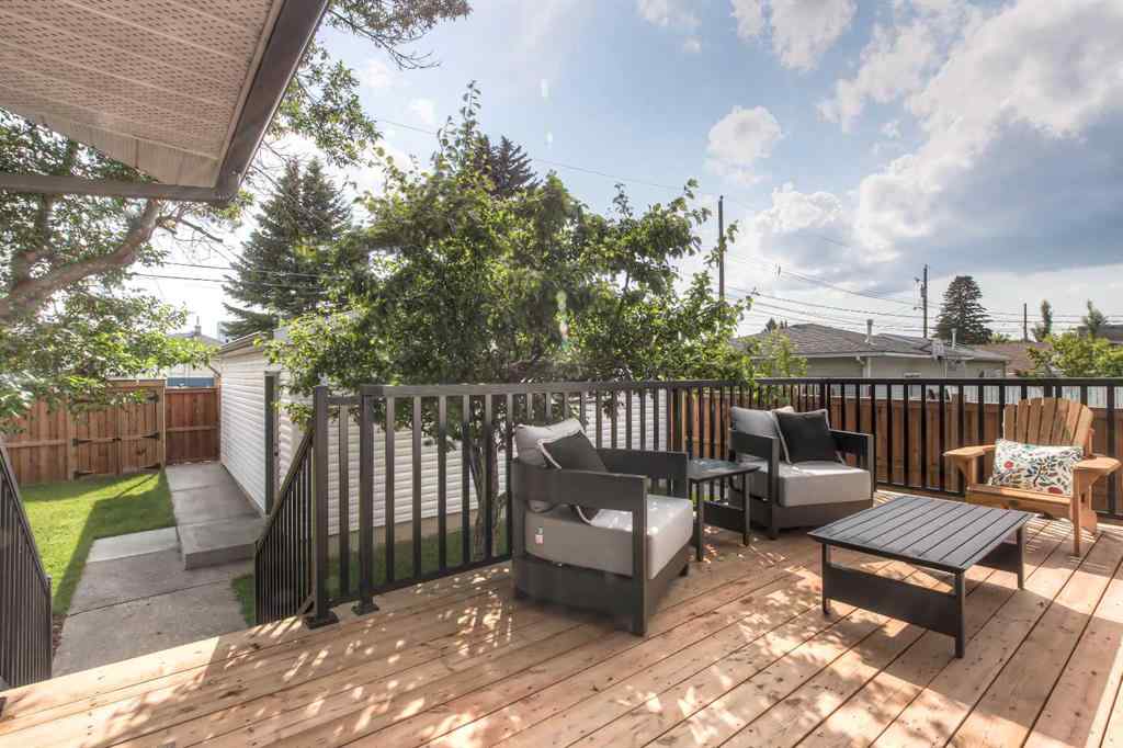 MLS® A2234636 - 1127 Rupert Road NE in Renfrew Calgary, Residential